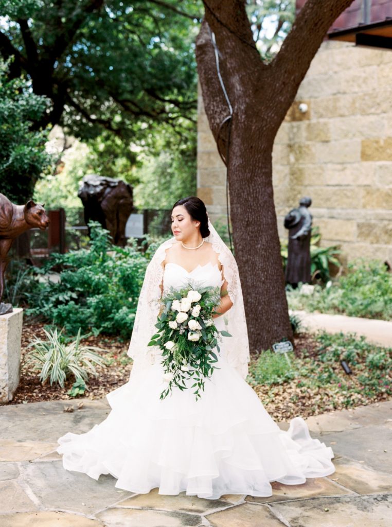 Bridal Session at the Briscoe Western Art Museum. This venue has a beautiful courtyard that's perfect for weddings and cocktail hour.